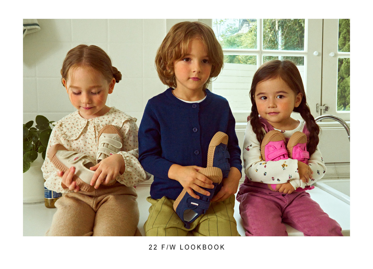 kids-lookbook_2022FW01_02